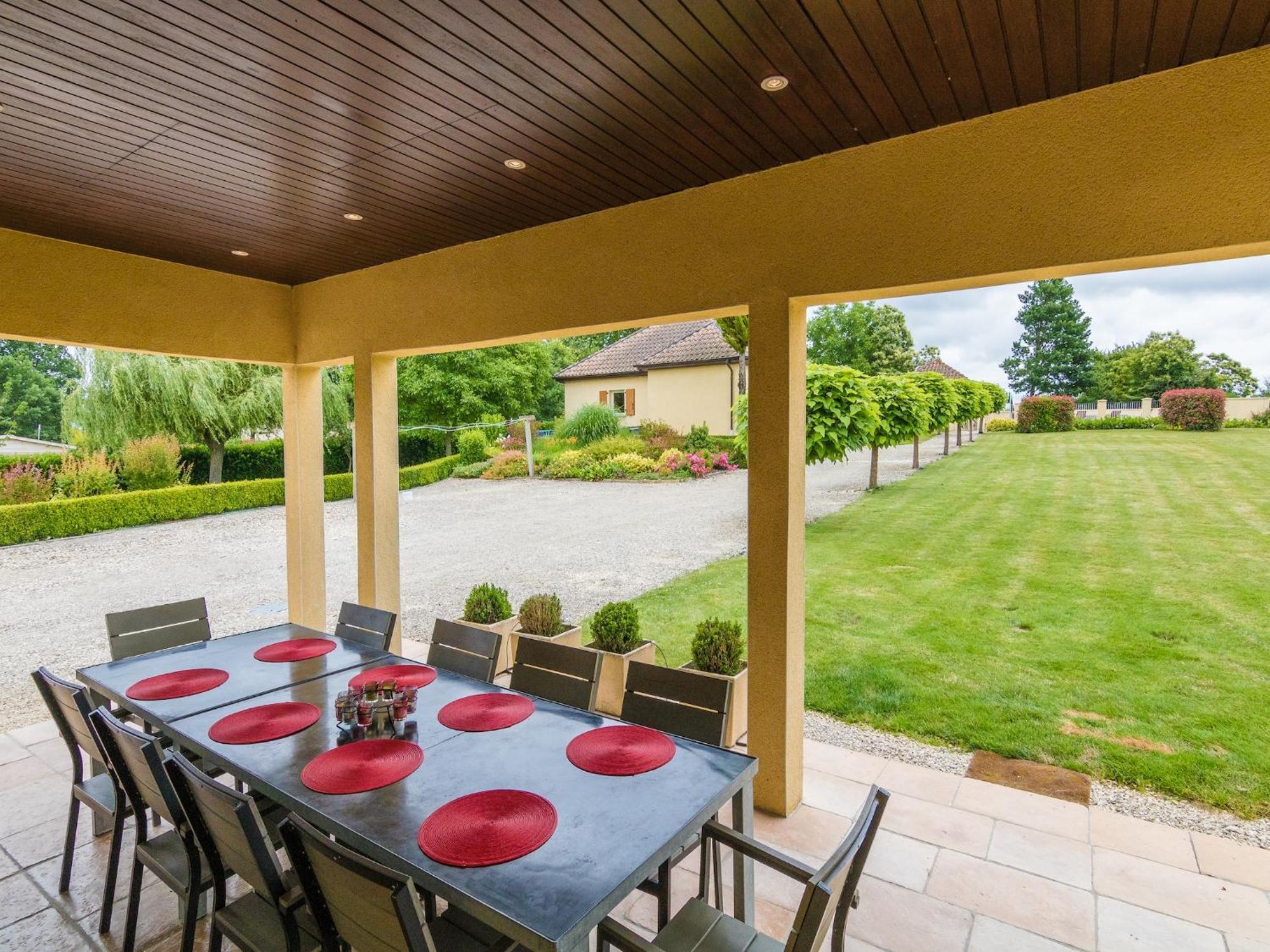 Modern Holiday Home In Aquitaine Saint-Nexans ภายนอก รูปภาพ