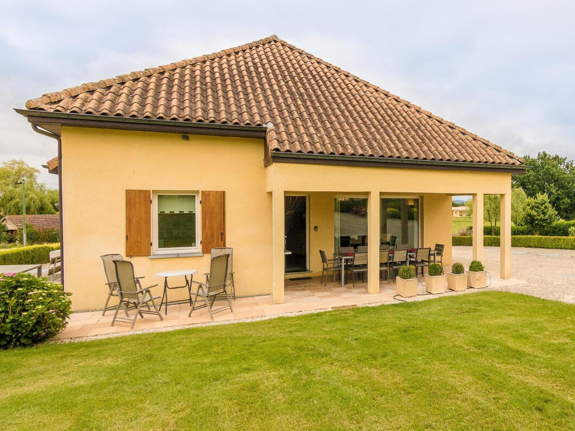 Modern Holiday Home In Aquitaine Saint-Nexans ภายนอก รูปภาพ